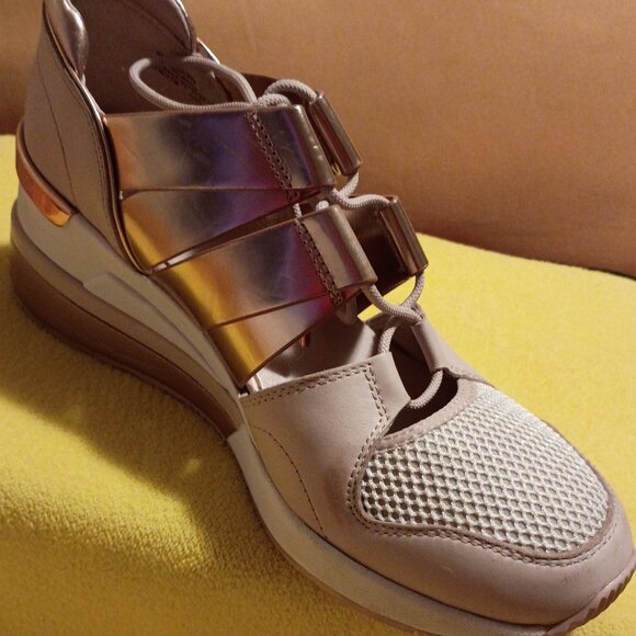 Michael Kors Beckett Rose Gold /Pink Lady, Wadge Heel, Sandal, Sneakers, Size 7 - Picture 8 of 15